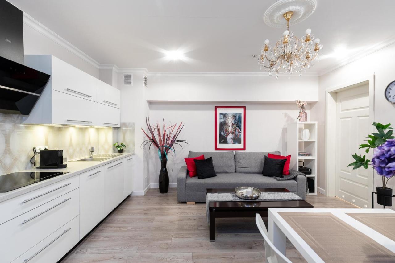 Luxe Living Boutique Pilsudskiego 11 Lägenhet Krasków Exteriör bild