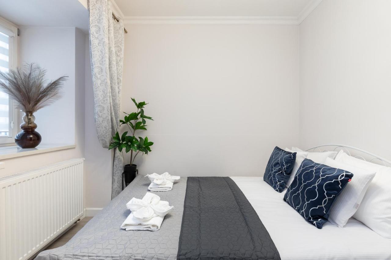 Luxe Living Boutique Pilsudskiego 11 Lägenhet Krasków Exteriör bild