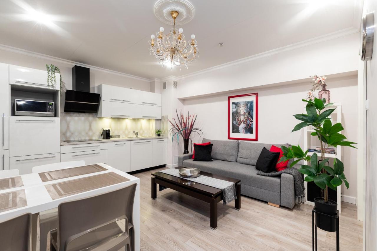 Luxe Living Boutique Pilsudskiego 11 Lägenhet Krasków Exteriör bild